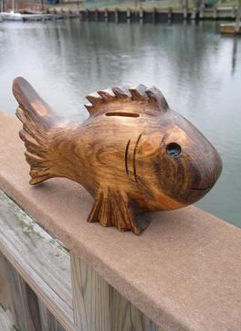 DIY Nautical Decore Fish shaped piggy bank. www.DIYeasycrafts.com