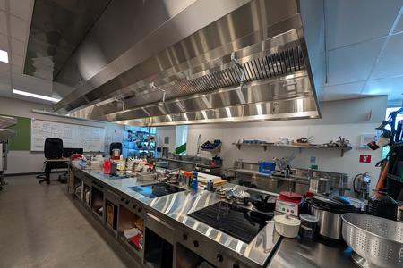 BENSON HIGH SCHOOL MPG - CULINARY ARTS CLASSROOM - PORTLAND, OR