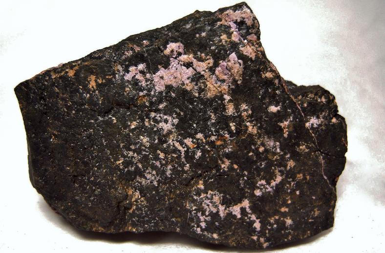 CHROMITE, CHROMIAN CLINOCHLORE Kammererite - Wood's Chrome Mine (Wood's Mine), Texas, Little Britain Township, State Line Chromite District, Lancaster County, Pennsylvania, USA - for sale