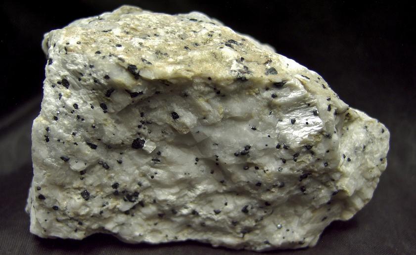 fluorescent CALCITE and DOLOMITE Crazy Calcite, phosphorescent WILLEMITE, FRANKLINITE - Franklin, Franklin Mining District, Sussex County, New Jersey, USA - for sale
