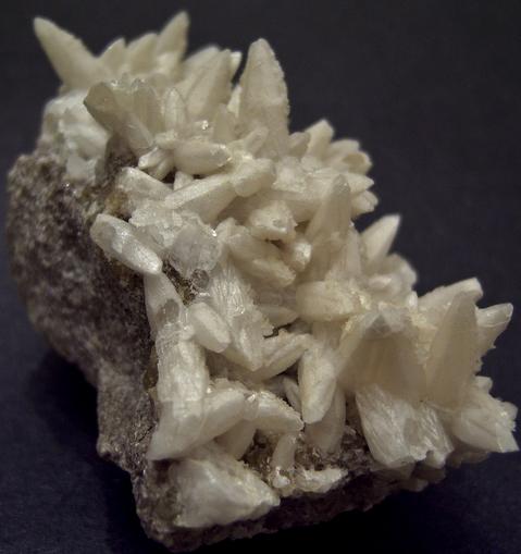 SW LW fluorescing CALCITE - Minerva No. 1 Mine (Ozark-Mahoning No. 1 Mine), Ozark-Mahoning Group, Cave-in-Rock Sub-District, Illinois - Kentucky Fluorspar District, Hardin County, Illinois, USA