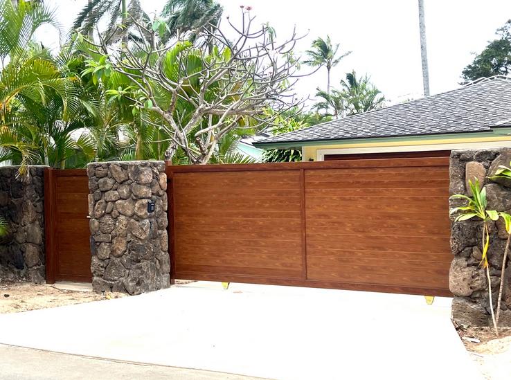 Island Style Gates, Aluminum gates Hawaii, Driveway gate Honolulu, Privacy Gates Oahu, Custom Gates Oahu, Automatic Gates Hawaii