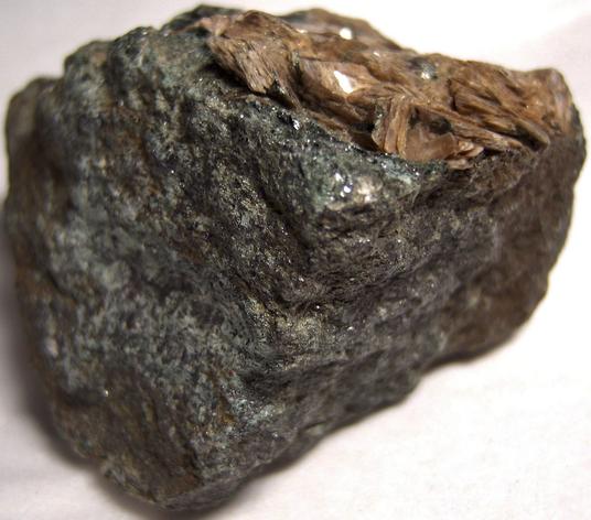 Margarite mica, Emery Corundum, actinolite, magnetite, Chester Emery Mines, Chester, Hampden County, Massachusetts, USA