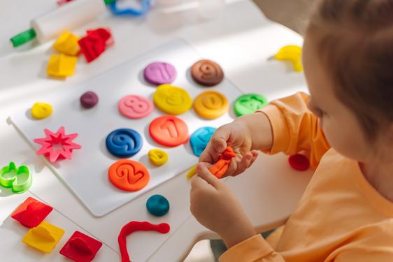 Child playing with educational toys, Preschool Classes, Afterschool care, enrichment classes, childcare, Glenmoore, Chester Springs, Downingtown, Exton, Pottstown,