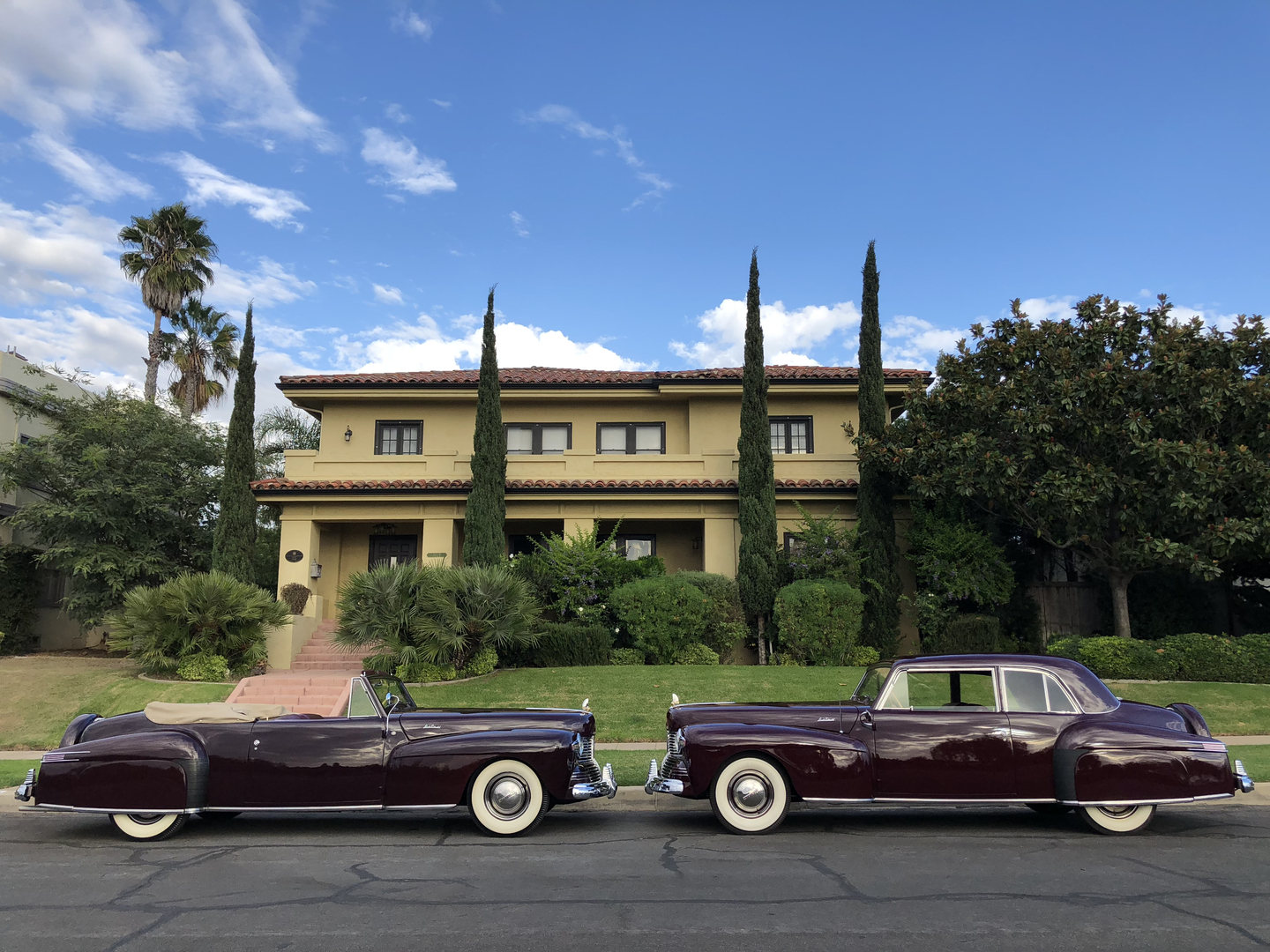1942 Lincoln Continental Cabriolet & Coupe Duo