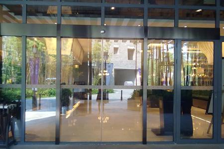 automatic sliding door manufacturer