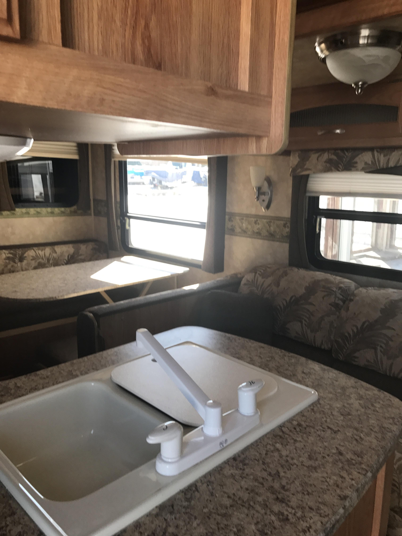 2 Bedroom Rv