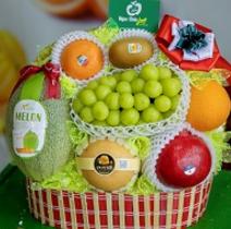 Giỏ hoa quả nhập khẩu 2 triệu đồng