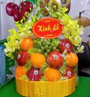 Giỏ quả kèm hoa