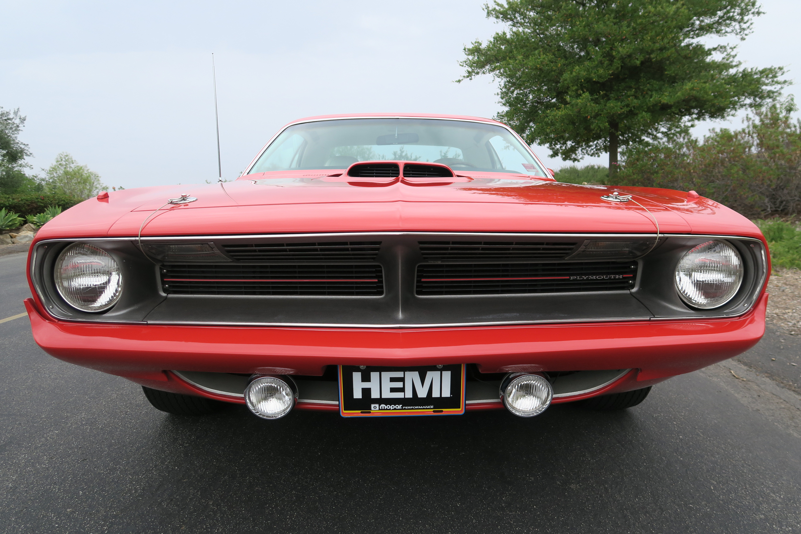 1970 Plymouth Hemi 'Cuda 426 - SHAKER HOOD - Super Track Pak