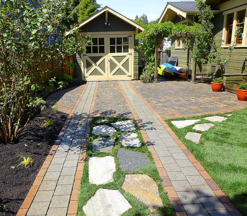 Seattle Backyard Driveway Landscaping