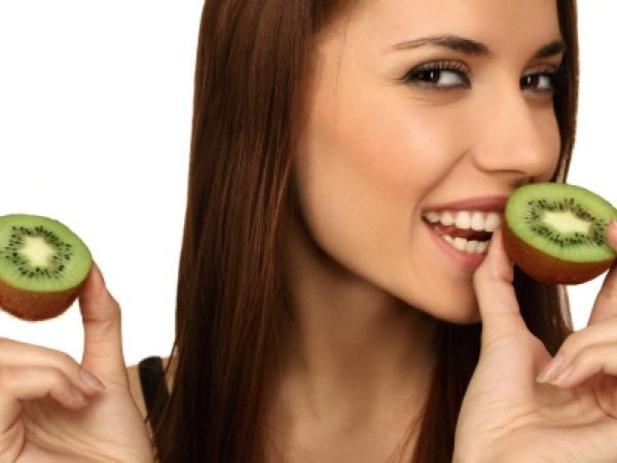 So sánh hai loại hoa quả nhập khẩu kiwi vàng và kiwi xanh