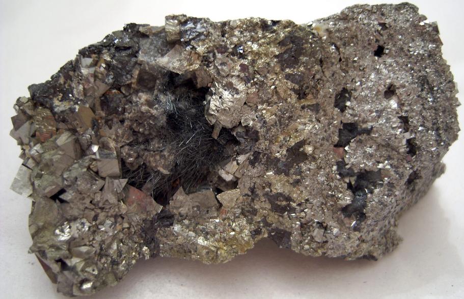 JAMESONITE, ARSENOPYRITE, SPHALERITE, QUARTZ - Noche Buena Mine (Mina Noche Buena), Noche Buena, Mun. de Mazapil, Zacatecas, Mexico