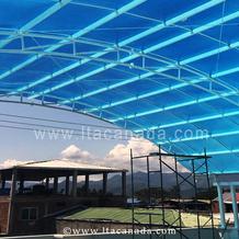 Techo realizado con teja Sky Control Solar en policarbonato. Zarzal, Valle del Cauca, Colombia