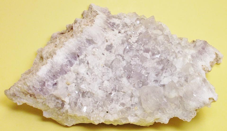 Quartz & Laumontite crystals Prospect Park Quarry, Passaic Co., New Jersey