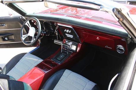 68 Camaro interior