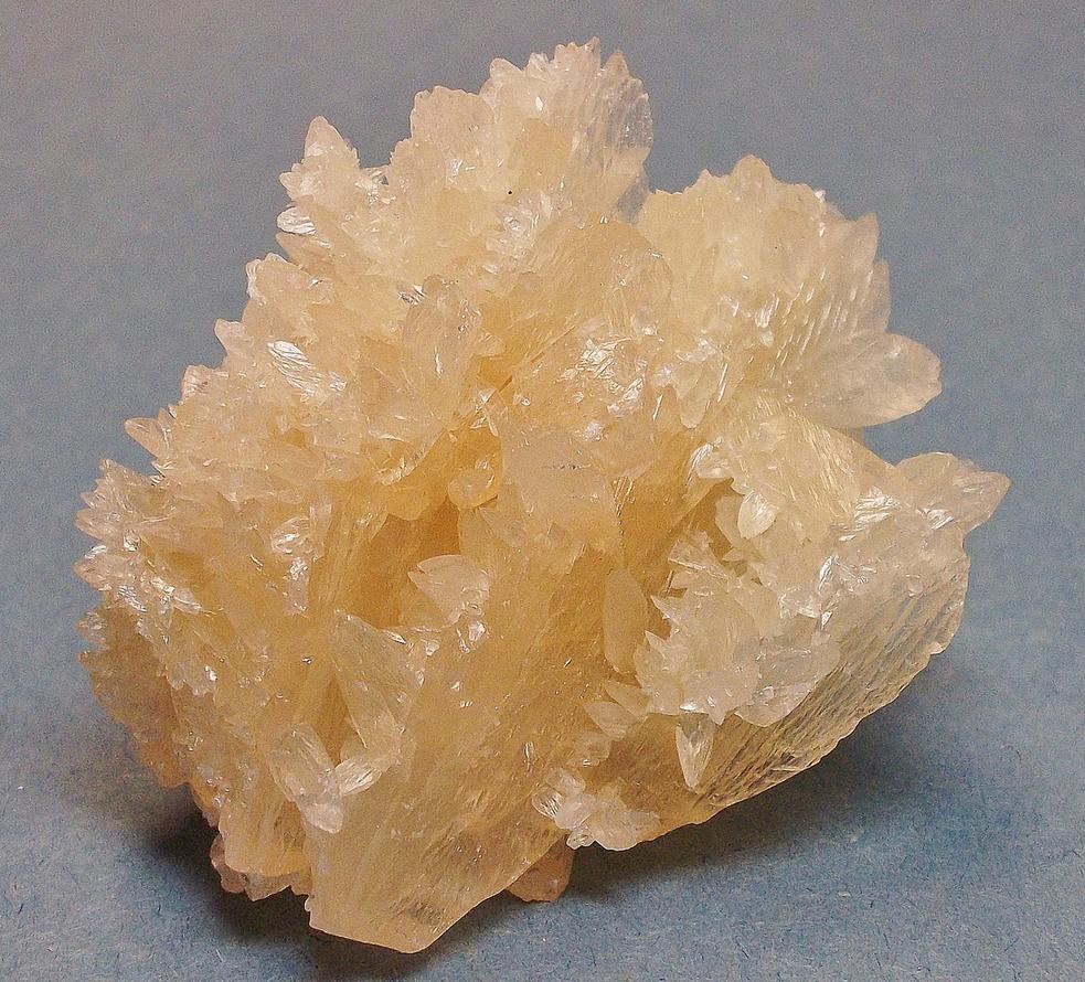 Phosphorescent & fluorescent Aragonite crystals - Cerro de Pasco, Peru