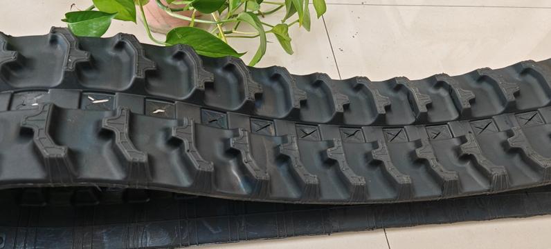 280*72 / 280*60 Rubber Track for excavator and robotic system