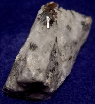 fluorescent PYROMORPHITE, Sphalerite, Pyrite, Quartz, Pcheloyad Mine (Pchelojad; Ptchelojad; Pcheloiad), Momchilgrad Obshtina, Kardzhali Oblast (Kurdzhali; Kărdžali; Kurdjali), Bulgaria