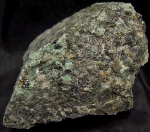 fluorescent MICROCLINE Amazonite, WILLEMITE, FLUORAPATITE, DIOPSIDE, ANDRADITE, QUARTZ, CALCITE - Franklin, Franklin Mining District, Sussex County, New Jersey, USA
