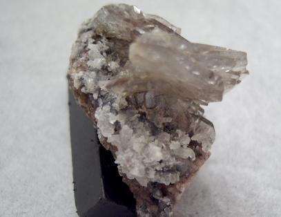fluorescent phosphorescing BARYTE crystals and GYPSUM ram's horns - Julcani Mine, Julcani District, Angaraes Province, Huancavelica Department, Peru