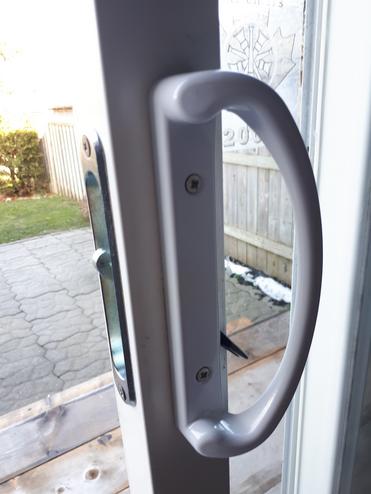 patio door, patio door lock, door repair, lock repair, lock fix, patio