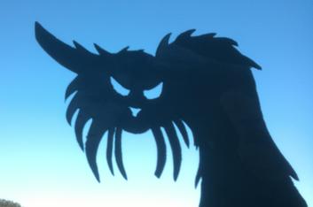 How to make Halloween Cat Silhouette decorations. Easy step by step instructions. www.DIYeasycrafts.com