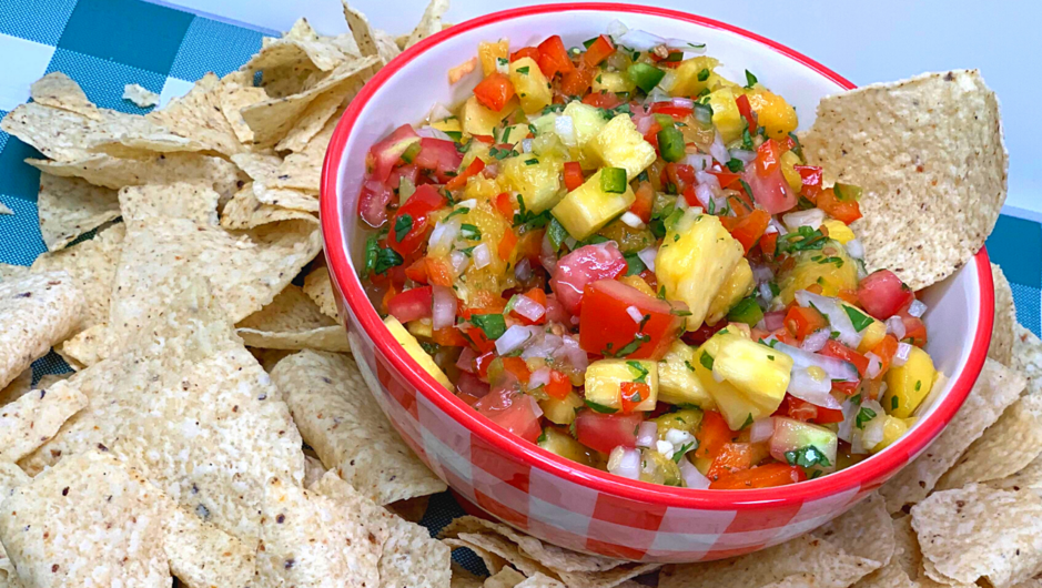 Fresh peach pineapple salsa Noreen's Kitchen