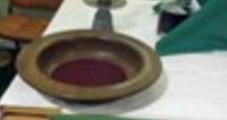 Picture showing the offering plate