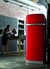 alt="kitchenaid retro refrigerator"