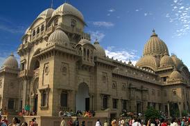 Belur Math Religious Place To visit in Kolkata