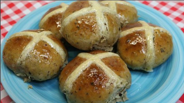 Hot Cross Buns Recipe, Noreen's Kitchen
