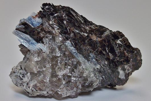 KYANITE, MUSCOVITE, QUARTZ, Morton Homestead, Prospect Park, Ridley Township, Delaware County, Pennsylvania, USA