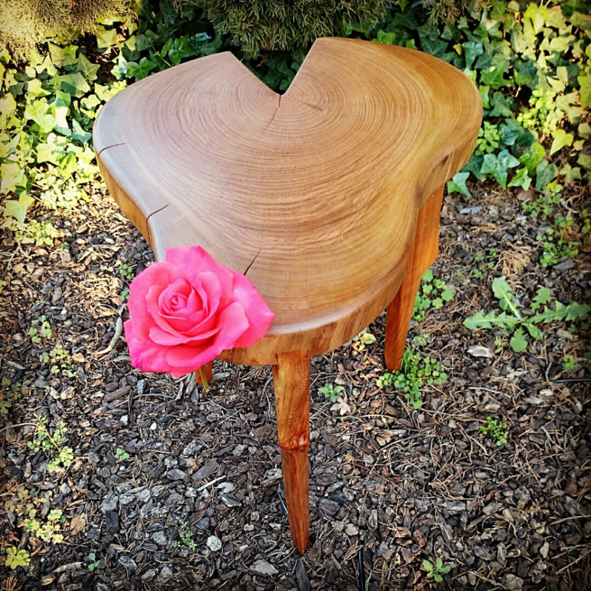 galaxistudio-functional-sculpture-yamazakura-mountain-cherry-wood-1-of-a-kind-custom-made-valentine-with-rose-
