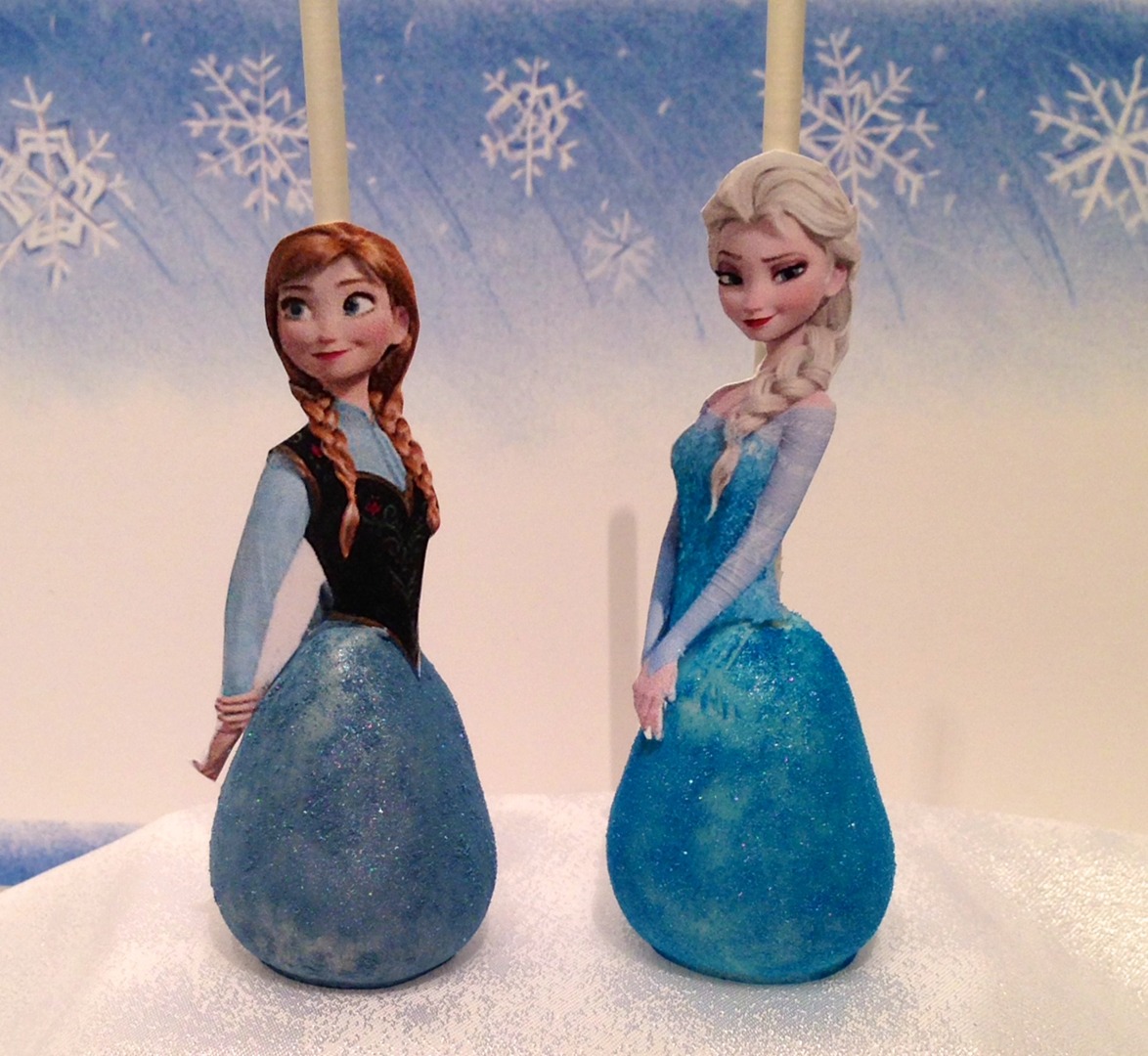 frozen-movie-cake-pops-party