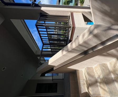 aluminum railing Hawaii, aluminum railing Honolulu, railing Honolulu, deck Hawaii, decks Hawaii, Oahu aluminum railings, Oahu decks, decks, aluminum railings, railings, Oahu, Island railing, island railing and gates, island gates, island view