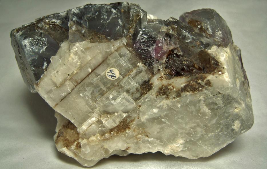 fluorescent FLUORITE, CALCITE, CHALCOPYRITE - Cave-in-Rock, Cave-in-Rock Sub-District, Illinois - Kentucky Fluorspar District, Hardin County, Illinois, USA - ex Morris Museum, ex Ken and Grace Borden