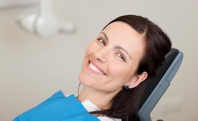 clinique d'implantologie dentaire dental implant services Brossard-Laprairie