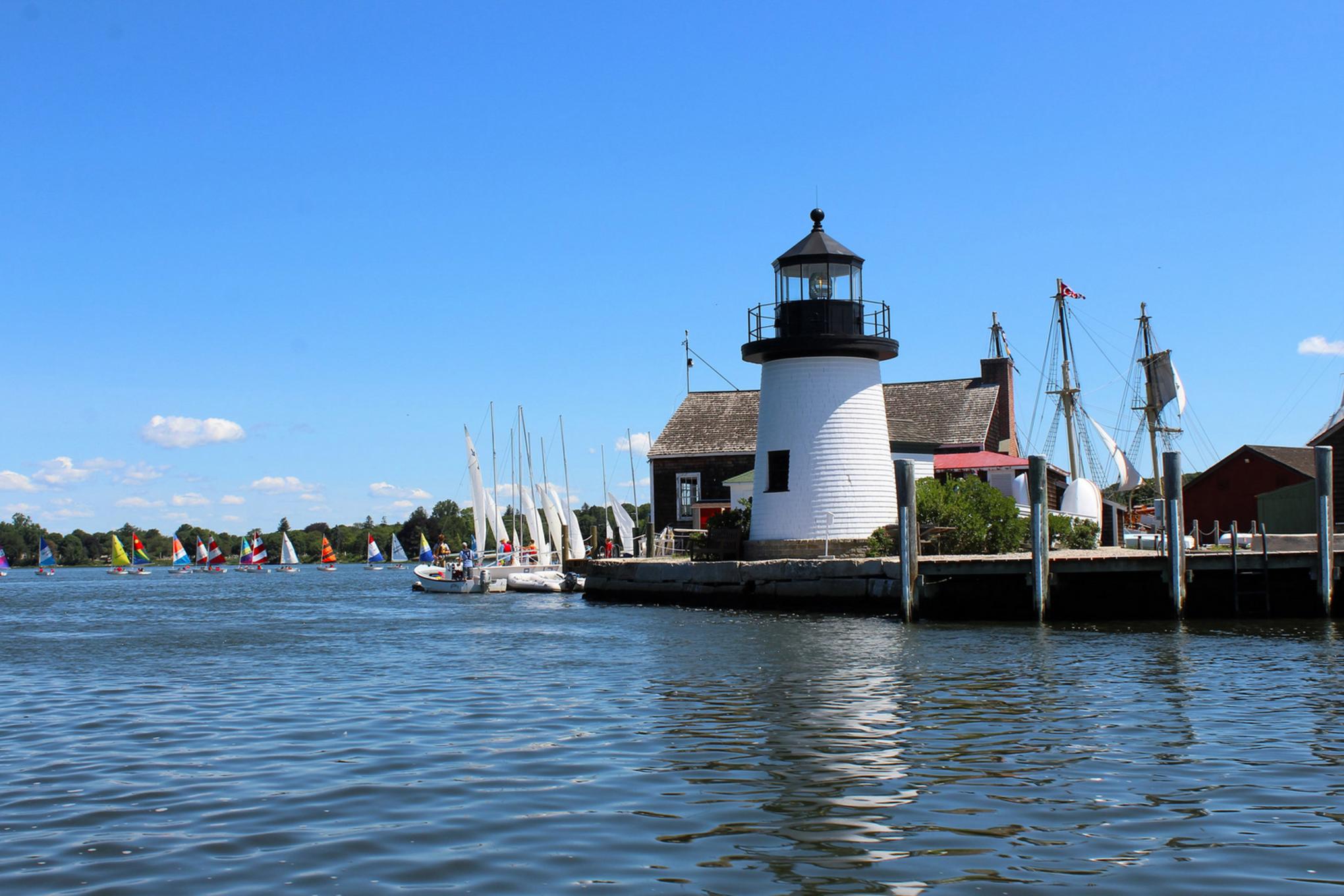 Historic Harbor Tours of Mystic