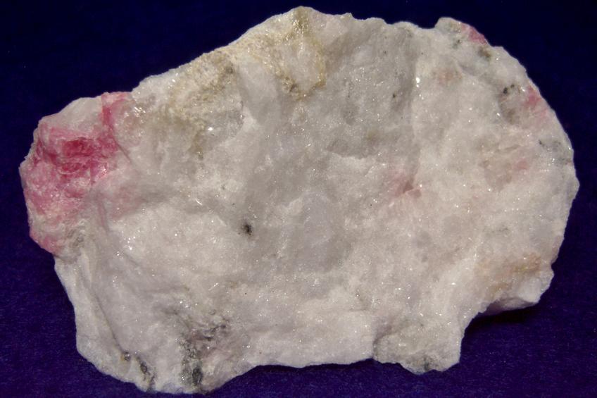 SW LW fluorescent TUGTUPITE, POLYLITHIONITE, AEGIRINE ACMITE - Tasseq Slope - West (Taseq Slopes), Tasseq area, Ilimaussaq complex, Narsaq, Kujalleq (Kitaa Province; West Greenland), Greenland, Denmark - for sale