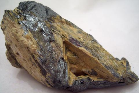 STIBICONITE pseudomorph after STIBNITE - San José Mine, Wadley, Mun. de Catorce, San Luis Potosí, Mexico - ex F. D'Esopo