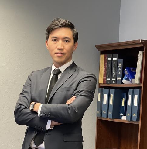 Luật Sư Huy Nguyen, Esq - Attorney
