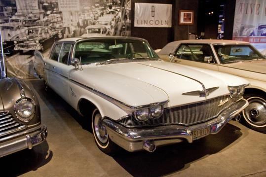 1960 Chrysler Imperial Custom