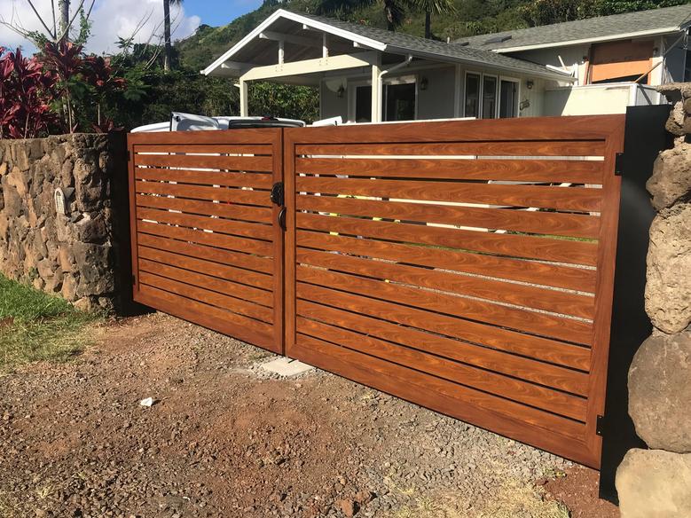 Island Style Gates, Aluminum gates Hawaii, Driveway gate Honolulu, Privacy Gates Oahu, Custom Gates Oahu, Automatic Gates Hawaii, modern aluminum driveway gates