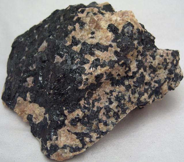 FRANKLINITE-MAGNETITE, fluorescent WILLEMITE, CALCITE - Sterling Mine, Sterling Hill, Ogdensburg, Franklin Mining District, Sussex County, New Jersey, USA - Franklinite type locality - sold