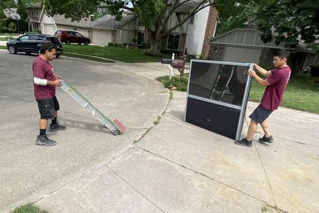 tv recycling tv removal tv disposal tv pick up tv haul away omaha