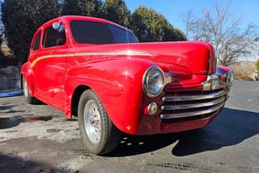 1946 Ford Deluxe Street Rod