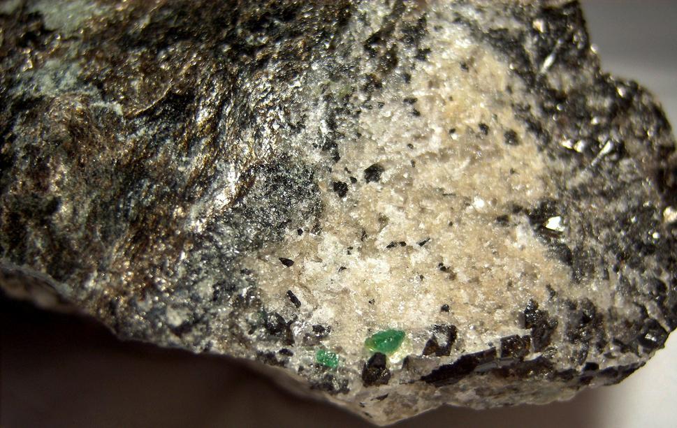 Dravite, Fluor-Dravite Tourmaline, pink Garnet, Emerald Beryl, muscovite, Quartz,Crabtree Mine (Big Crabtree Emerald Mine), Spruce Pine, Spruce Pine District, Mitchell County, North Carolina, USA