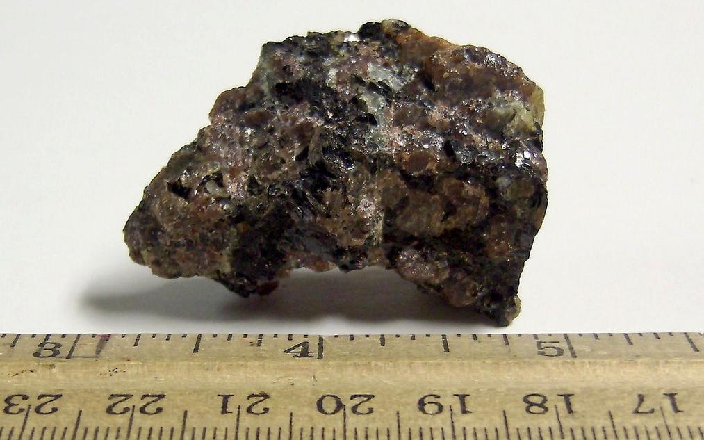 HENDRICKSITE RHODONITE QUARTZ SERPENITINE franklin Mine, Franklin, sussex county, NJ