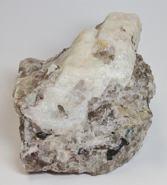 Beryl var: Goshenite - Gillette Quarry, Middlesex Co., Connecticut